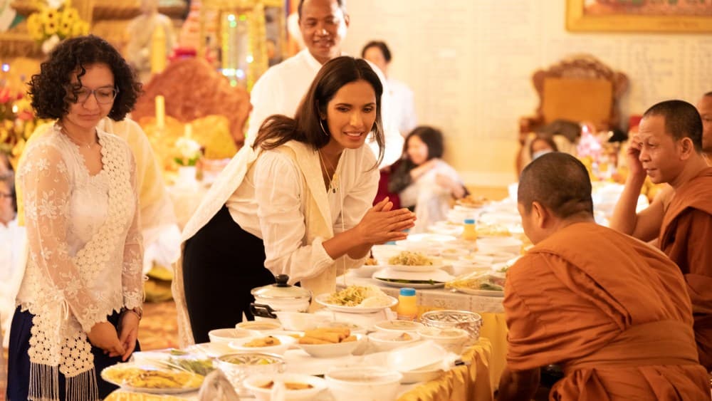 Unstoppable Visionary Rachel Tung Signs Expanded ABC & Hulu Deal!